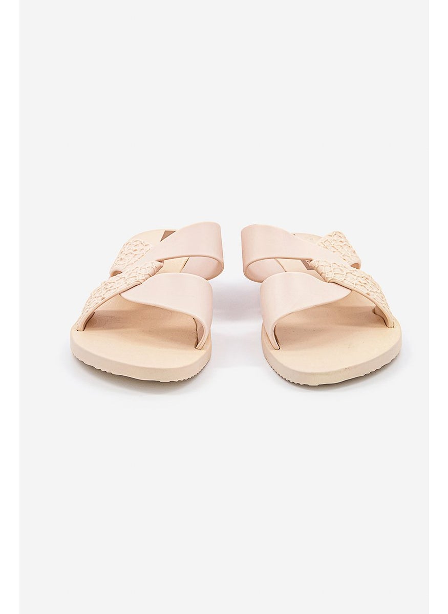 Ipanema Women Move Fem Slip On Slipper, Beige  - Image 3