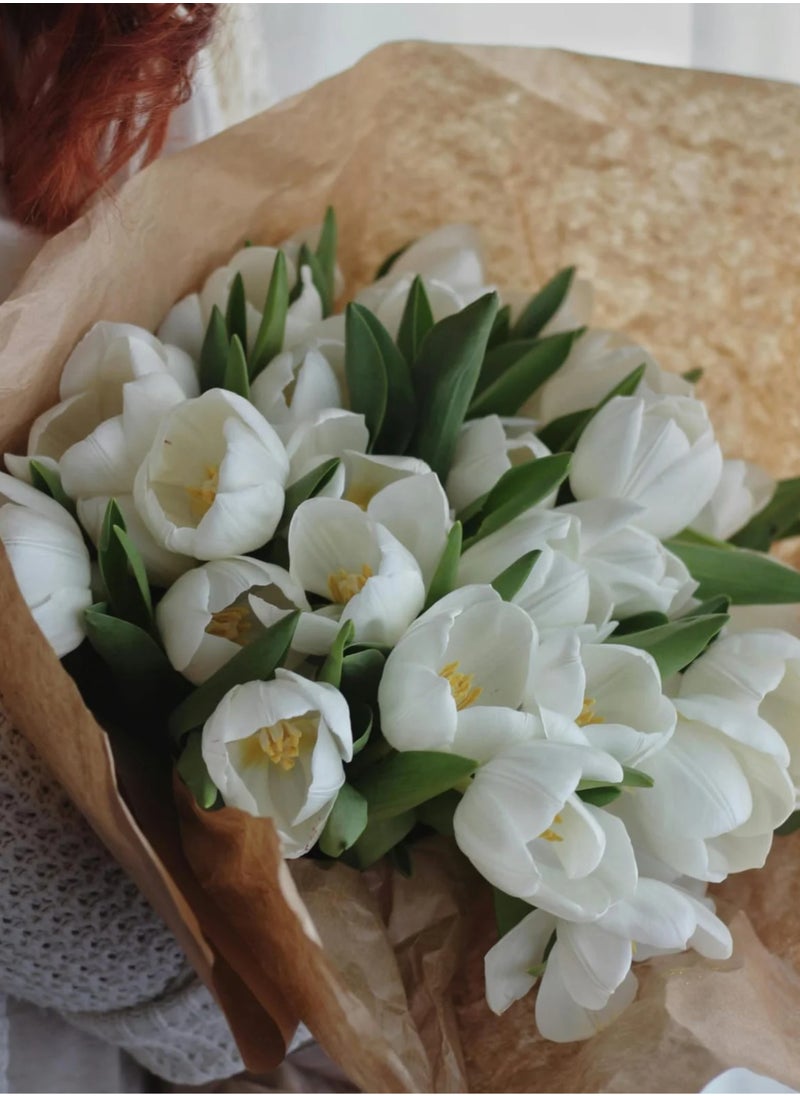 ماركة غير محددة White Tulips Bouquet 