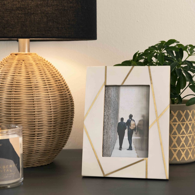 Main + Mesa Resin Photo Frames  Set of 2 (4x6  and 5x7 ) - Image 2