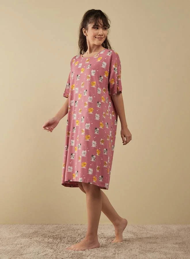 Splash FAV Printed Sleepshirt with Round Neck and Short Sleeves