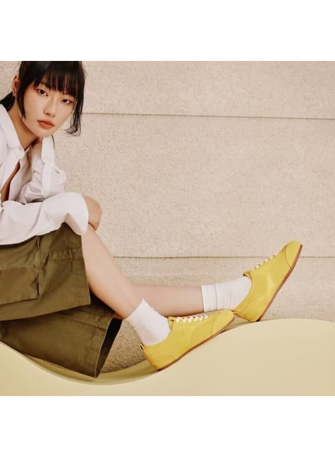 Toomanyshoes Celebrity Style Easy-wear White Sneakers Sports Training Shoes Women Retro Casual Neon Street Yellow Size 36 - Image 1