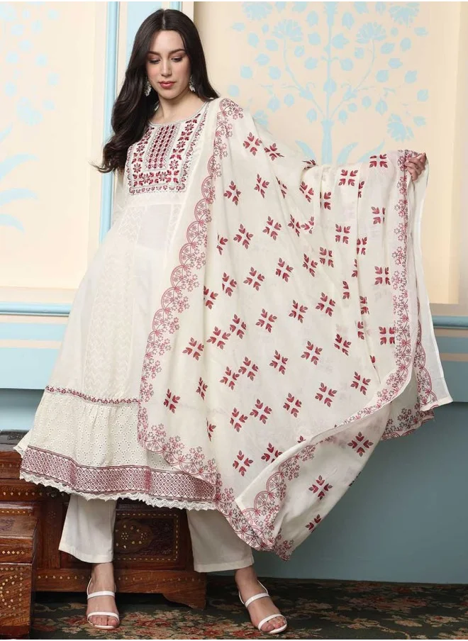 آي شين Women Ethnic Motifs Embroidered Regular Pure Cotton Kurta With Trousers & With Dupatta