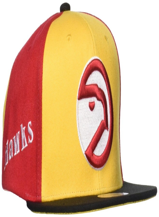 Mitchell & Ness NBA® On The Block Snapback HWC Hawks Gold/Black One Size - Image 1