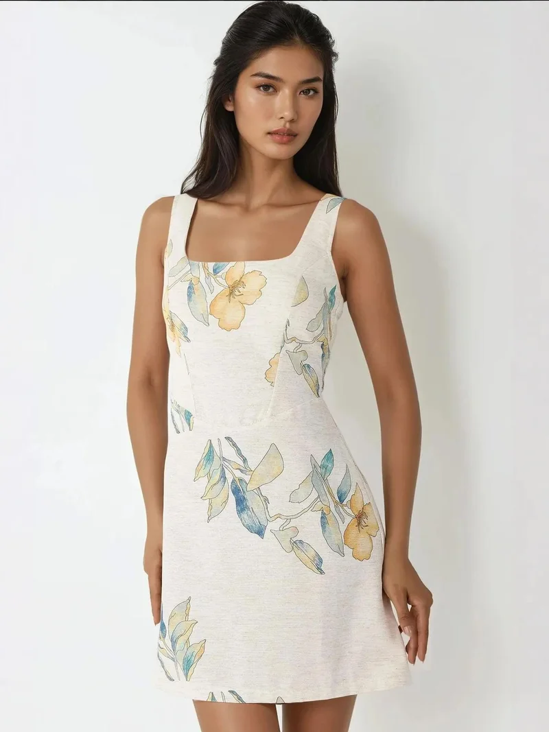 زوبعة فستان قصير بنقشة زهور بياقة مربعة وملمس كتان