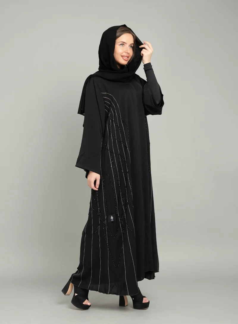 اكسا عباية اماراتية انيقة مطرزة AIK5084