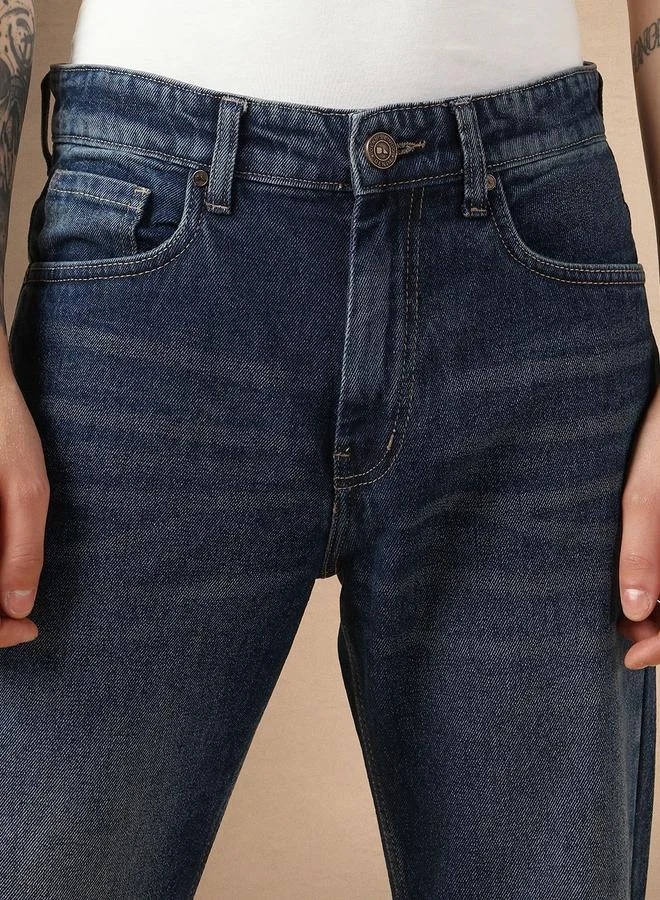 دينيس لينغو جينز دينيس لينجو مستقيم بقصة متوسطة وبلون باهت