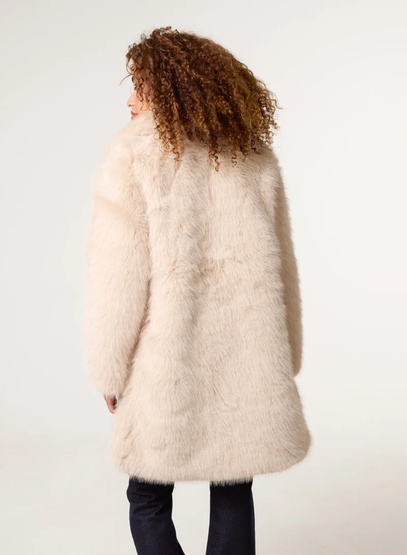 بلو فانيلا Faux Fur Long Coat