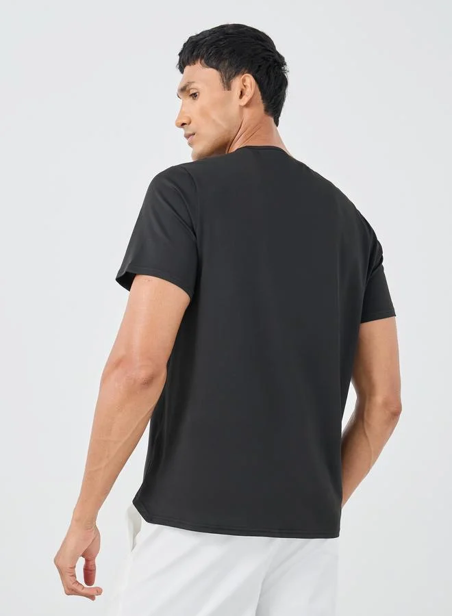Styli Styli Super Stretch Regular Fit T-Shirt with Logo Detail