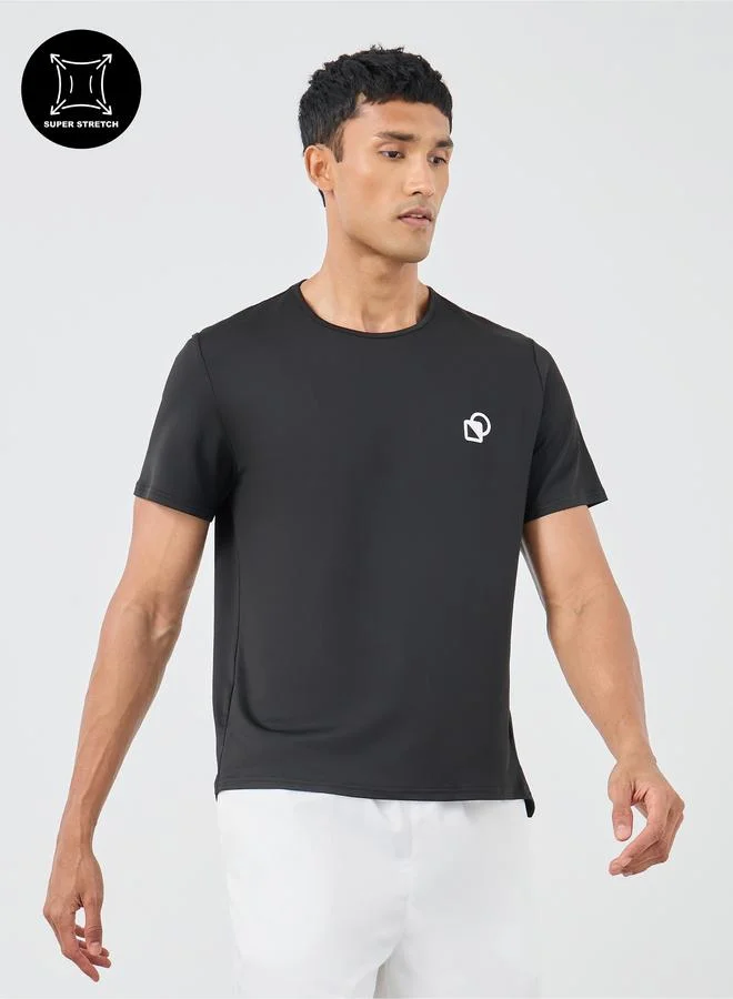 ستايلي اكتيف تيشيرت ستايلي بقصة عادية مطاط فائق مع تفاصيل شعار