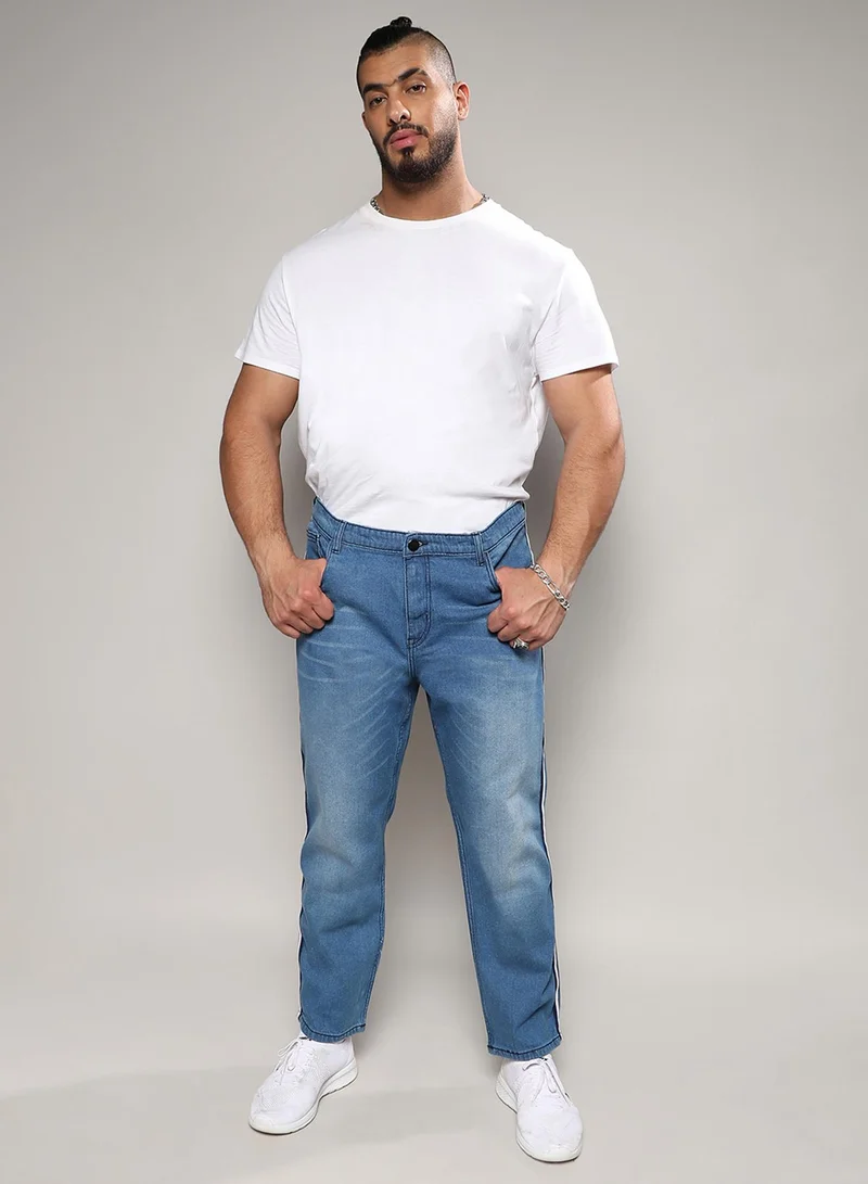 Instafab Plus Campus Sutra Men's Blue Contrast Side-Striped Denim Jeans For Casual Wear | Medium-Wash | 5 Pockets | Button Closure | Cotton Denim Jeans Crafted With Comfort Fit For Everyday Wear