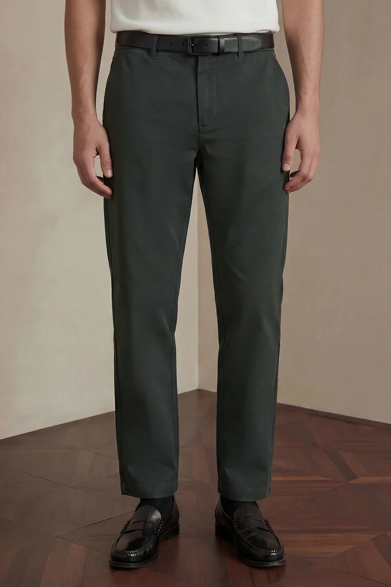 سنيتش Dark Green Solid Regular Fit Casual Trousers