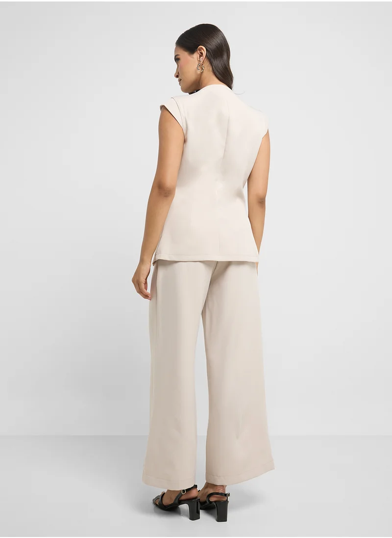 ايلا Vest & Pant Set