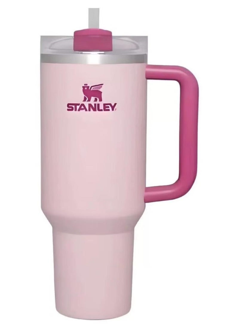 ستانلي كوب ستانلي كوينشر H2.0 فلوستيت – وردي– سعة 1.18 لتر (40 أونصة) – مصنوع من الستانلس ستيل بعزل حراري مزدوج – مع غطاء، مقبض، وقش – يحافظ على الحرارة أو البرودة لساعات طويلة - Image 1