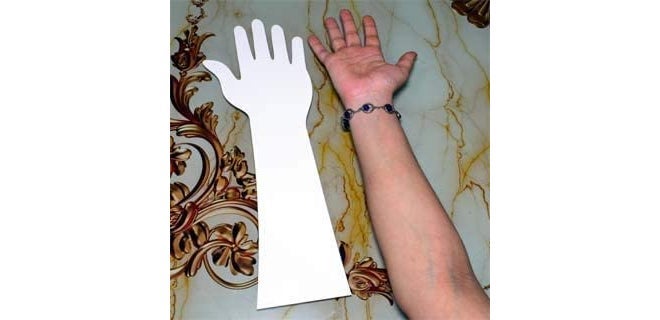 EZRI يد أكريليك قابلة لإعادة الاستخدام EZRI لممارسة المهندي (أبيض) (عبوة من 02) - Image 3