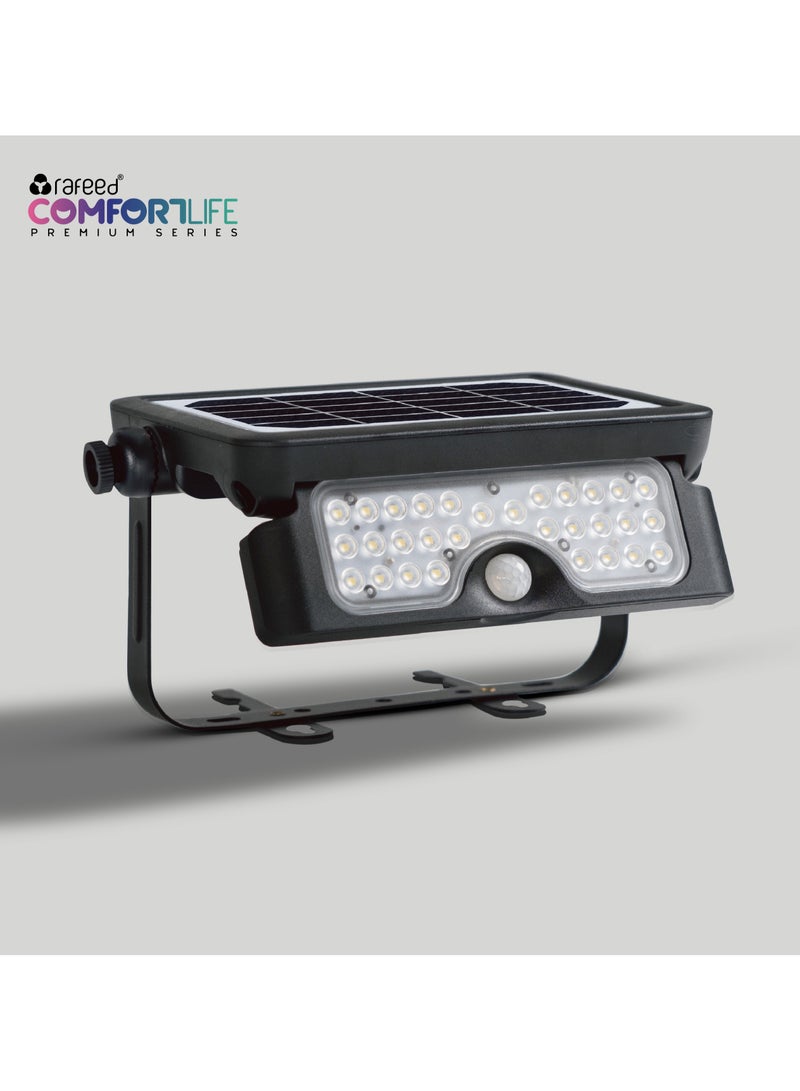 رافيد كشاف شمسي رافيد كومفورت لايف 5 واط LED إضاءة خارجية مع حساس حركة مقاوم للماء IP65 يعمل بالطاقة الشمسية تثبيت جداري , اسود - Image 2