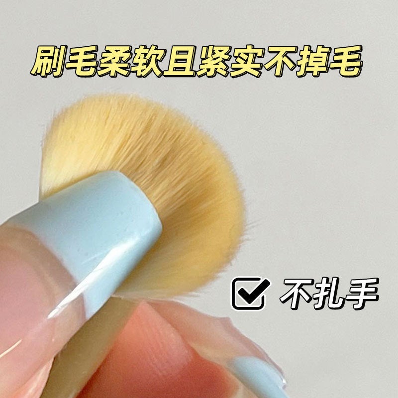 Kaiqi Selection Gecomo Lip Bite Brush Round Head Lipstick Blending Brush Concealer Brush Lip Multifunctional Portable Makeup Tool - Image 4