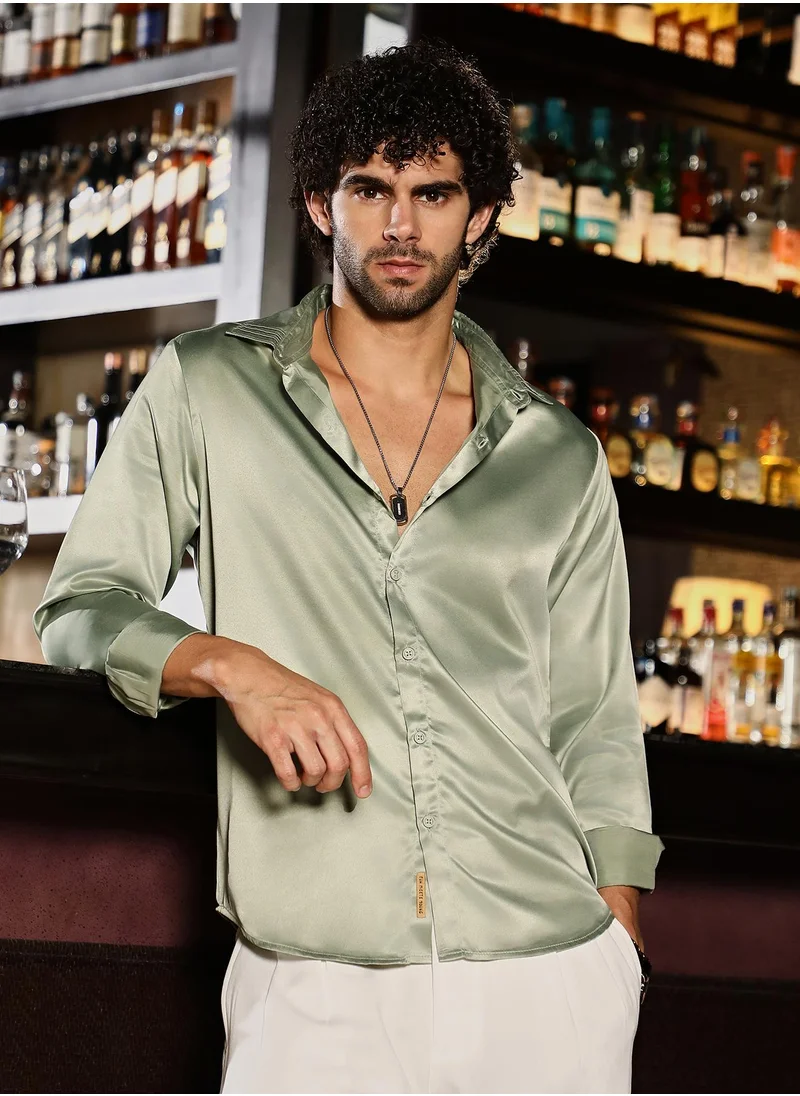 كامبوس سوترا Men's Sage Green Solid Satin Shirt