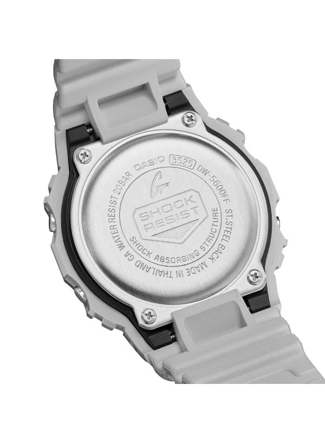 كاسيو ساعة كاسيو جي شوك كوارتز رقمية للرجال DW-5600FF-8DR - Image 3