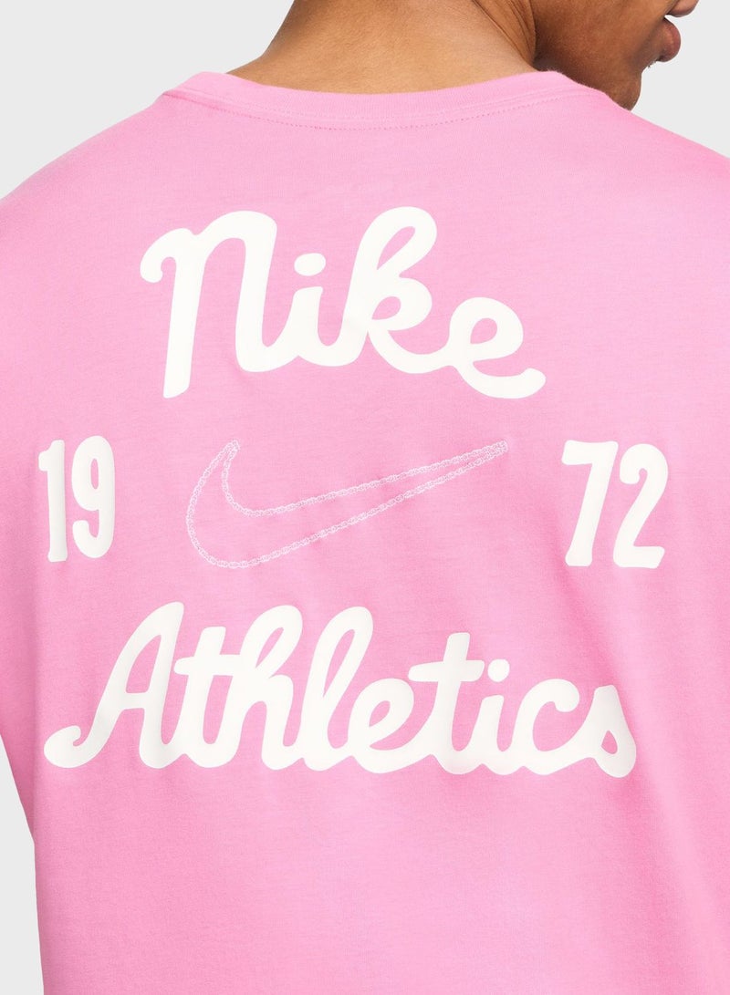 Nike Club Essential T-Shirt - Image 4