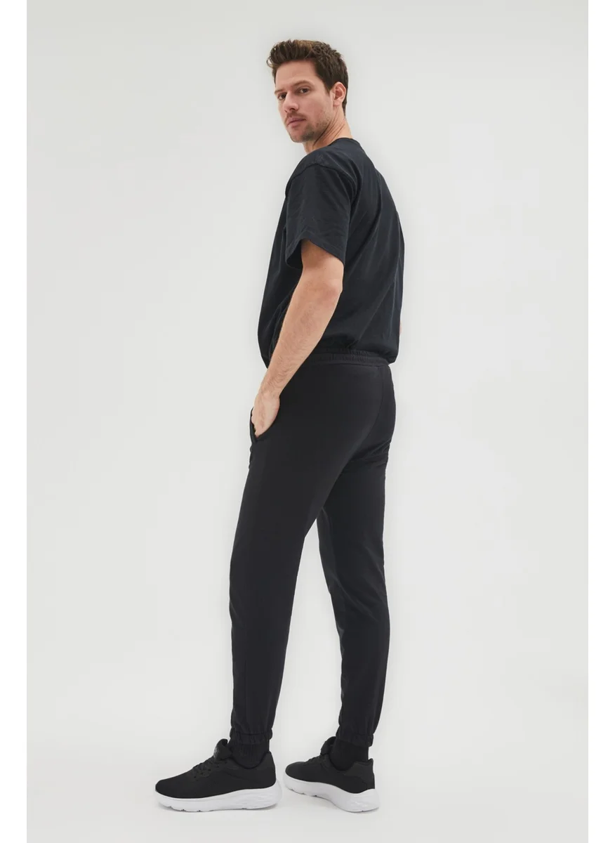 ريفيرو Men's Regular Fit Elastic Leg Sweatpants