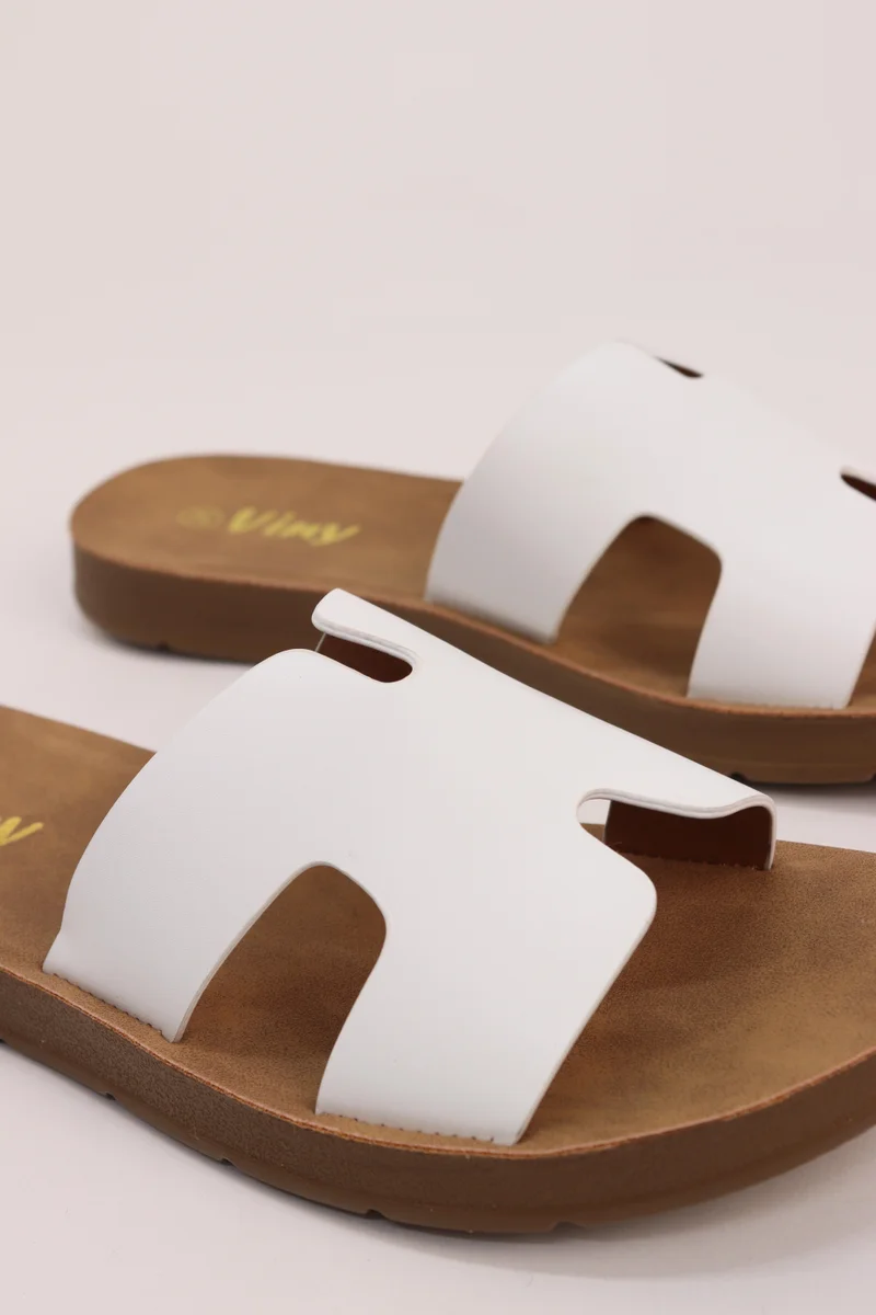 Viny VINY Women's Everyday Comfort Flat Sandals | Soft Lightweight Casual Walking Sandals for Daily Wear, Beach, Poolside, Casual Outings, Outdoor Activities, Travel & All-Day Comfort | Available in 8 Colors