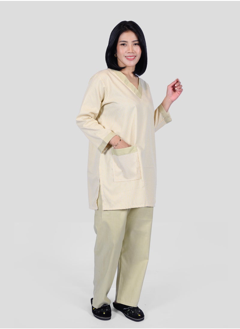 Generic housemaid uniform  - Image 1