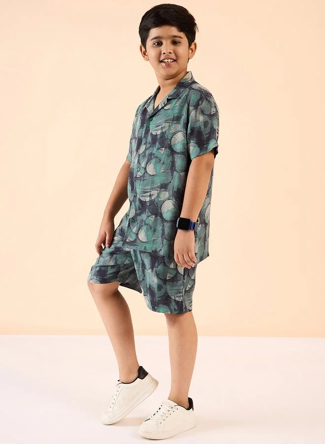 Stylo Bug Stylo Bug All Over Print Shirt and Shorts Set