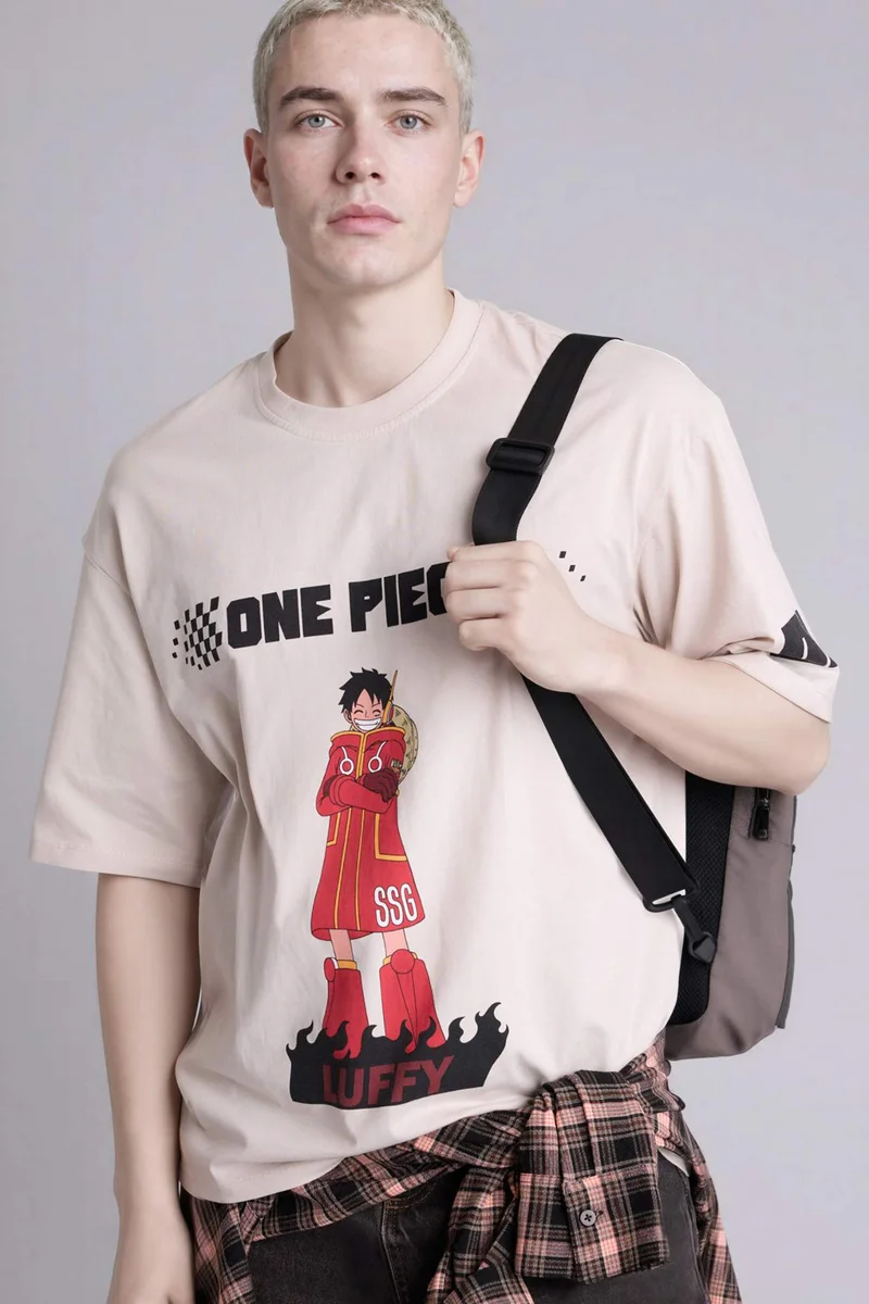 ديفاكتو Boxy Fit One Piece Print Short Sleeves T-Shirt