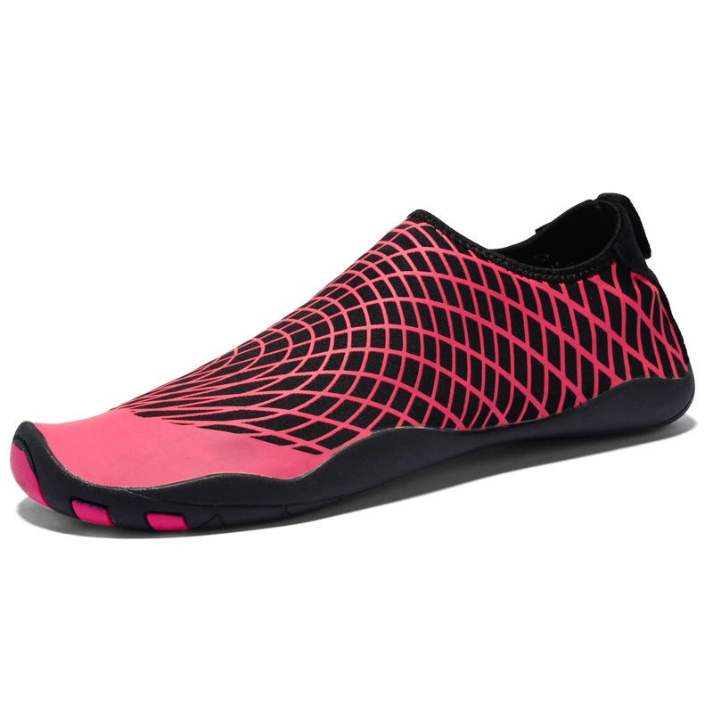 new swimming shoes couple quick-drying wading shoes upstream shoes men''s skin-sticking shoes women''s beach diving shoes - Image 1