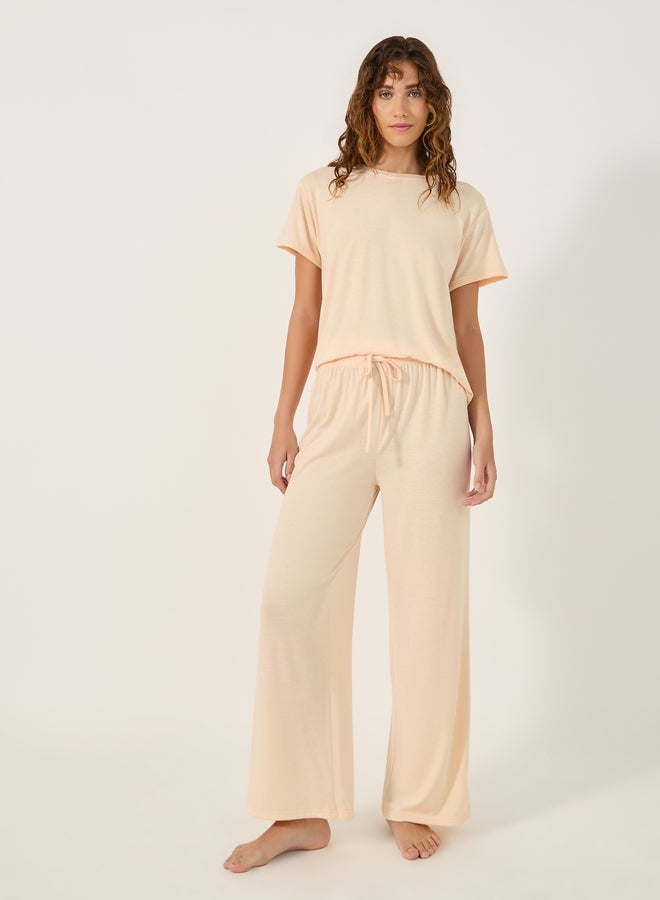Styli Graphic Print Round Neck T-Shirt and Pyjama Set  - Image 3