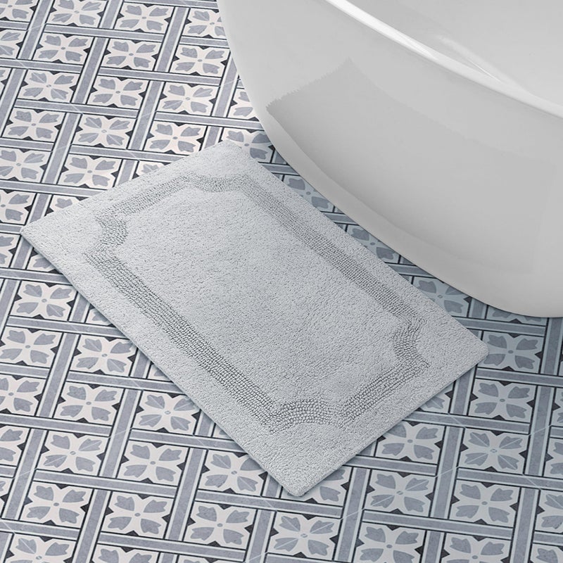 Laura Ashley - Reversible Cotton Bath Mat, Premium Bathroom DÃ©cor, Machine Washable Bathroom Rug, Highly Absorbent, 21"x34", Light Grey - Image 1