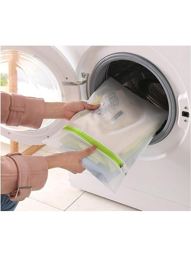 طقم 5 أكياس غسيل شبكية بسحاب مقاس 30 × 40 سم للغسالة والسفر، أكياس حماية وتنظيم للملابس الداخلية والجوارب واللانجيري والملابس الرقيقة وملابس الأطفال والأحذية والقمصان والملابس الصغيرة، شبكة بوليستر قابلة للتنفس بسحاب ذاتي الإغلاق للمساعدة على تقليل التشابك والتمدد أثناء الغسيل - Image 5