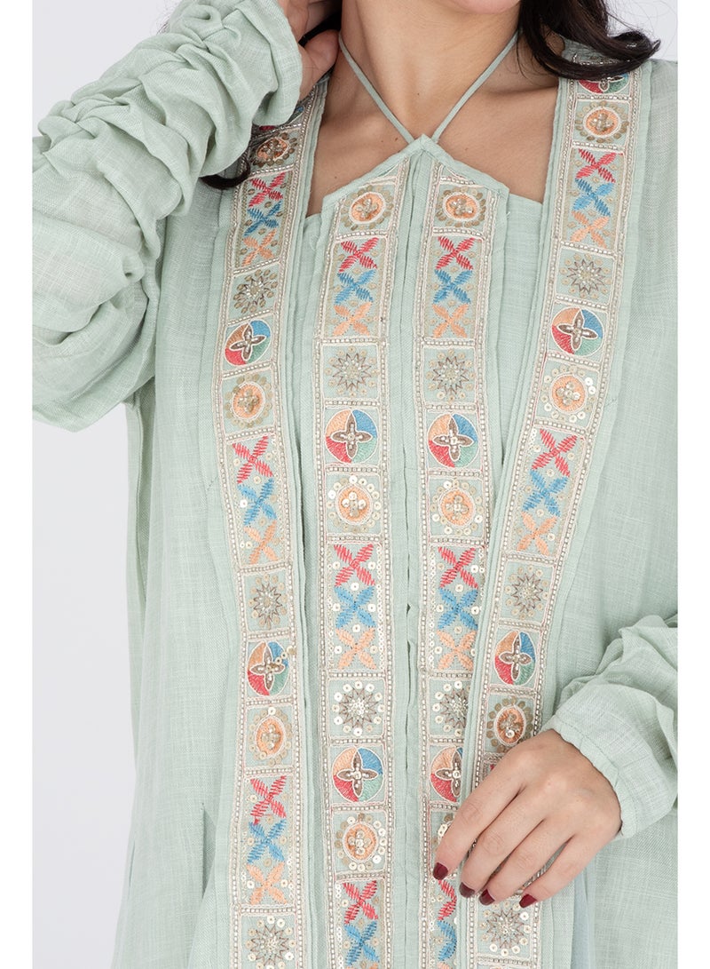 اكسا طقم أنيق مكون من قطعتين مع تطريز ملون - Image 2