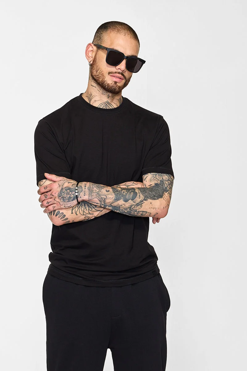 SNITCH Core Lab Black Solid Slim Fit T-Shirt