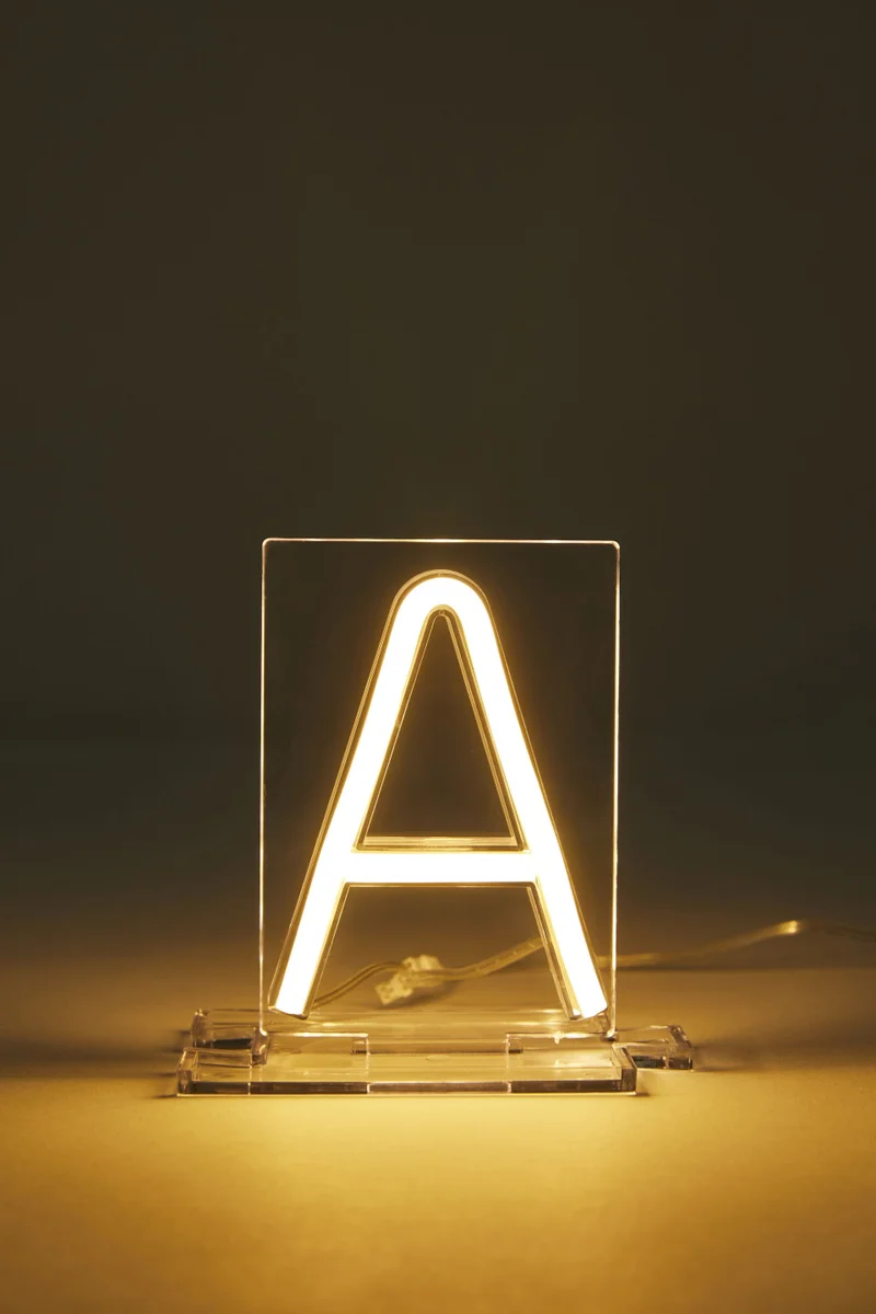 تايبو أضواء ألفا النيون