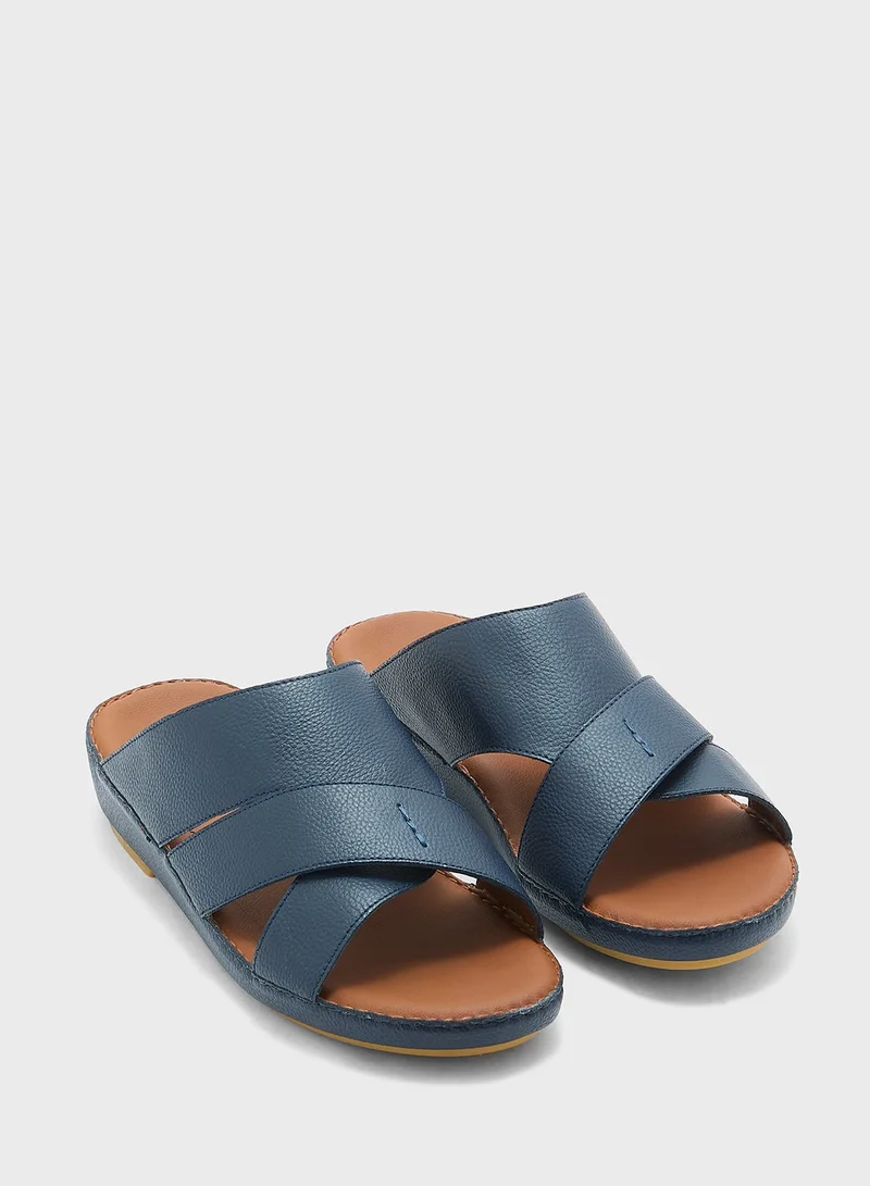 روبرت وود صنادل عربية تقليدية