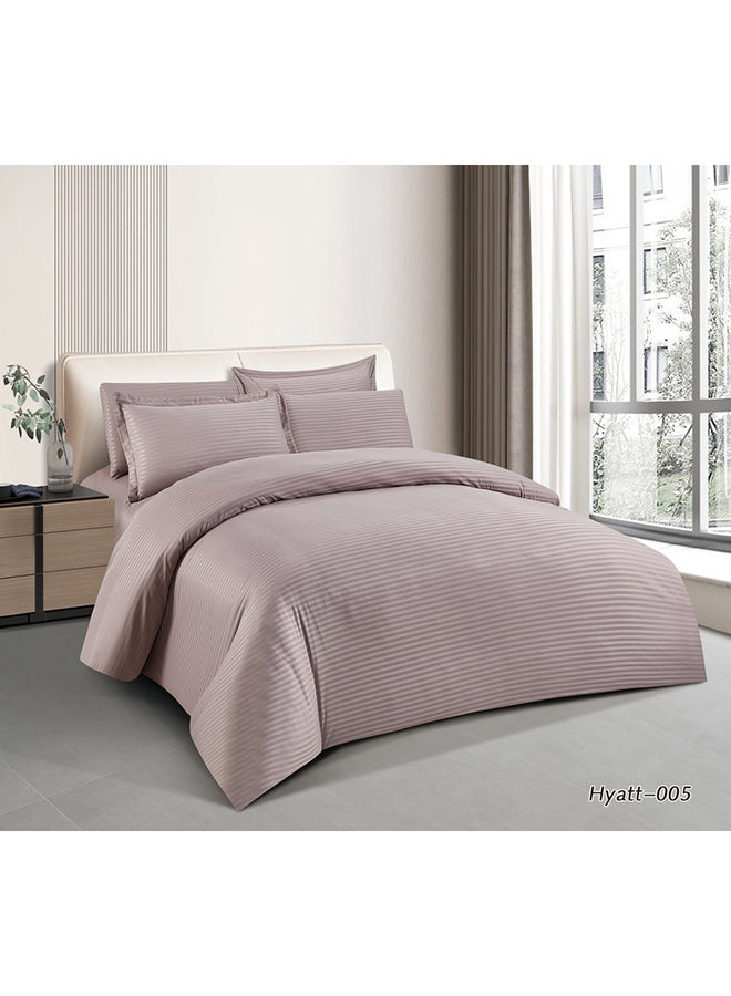 Hours Horse Hotel Comforter Set With Soft And Durable Microfiber Striped Fabric 6 Pieces King Size  - Image 1