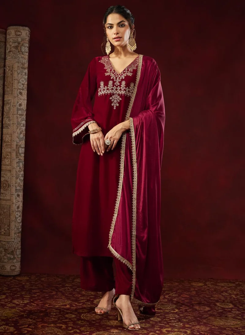 ZERESOUQ Red Velvet Embroidered 3-Piece Kurta Set