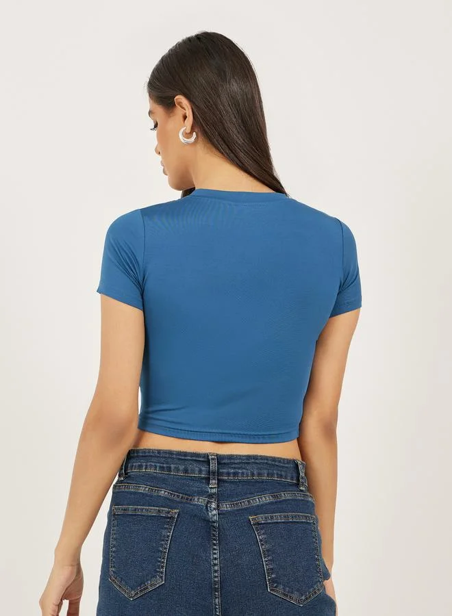 Styli Graphic Print Cropped Fitted T-Shirt