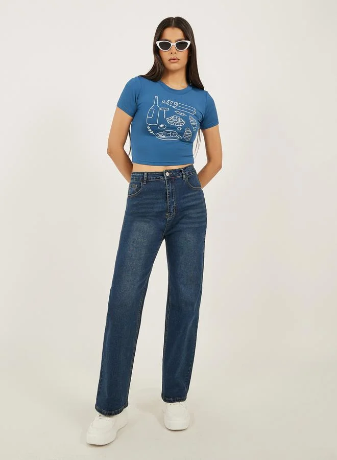 Styli Graphic Print Cropped Fitted T-Shirt