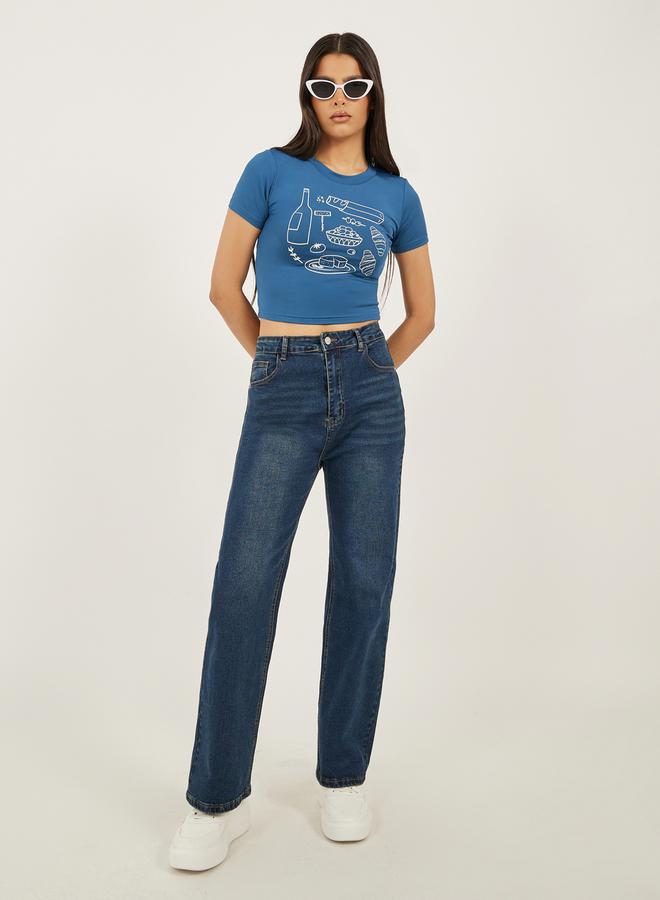 Styli Graphic Print Cropped Fitted T-Shirt - Image 3