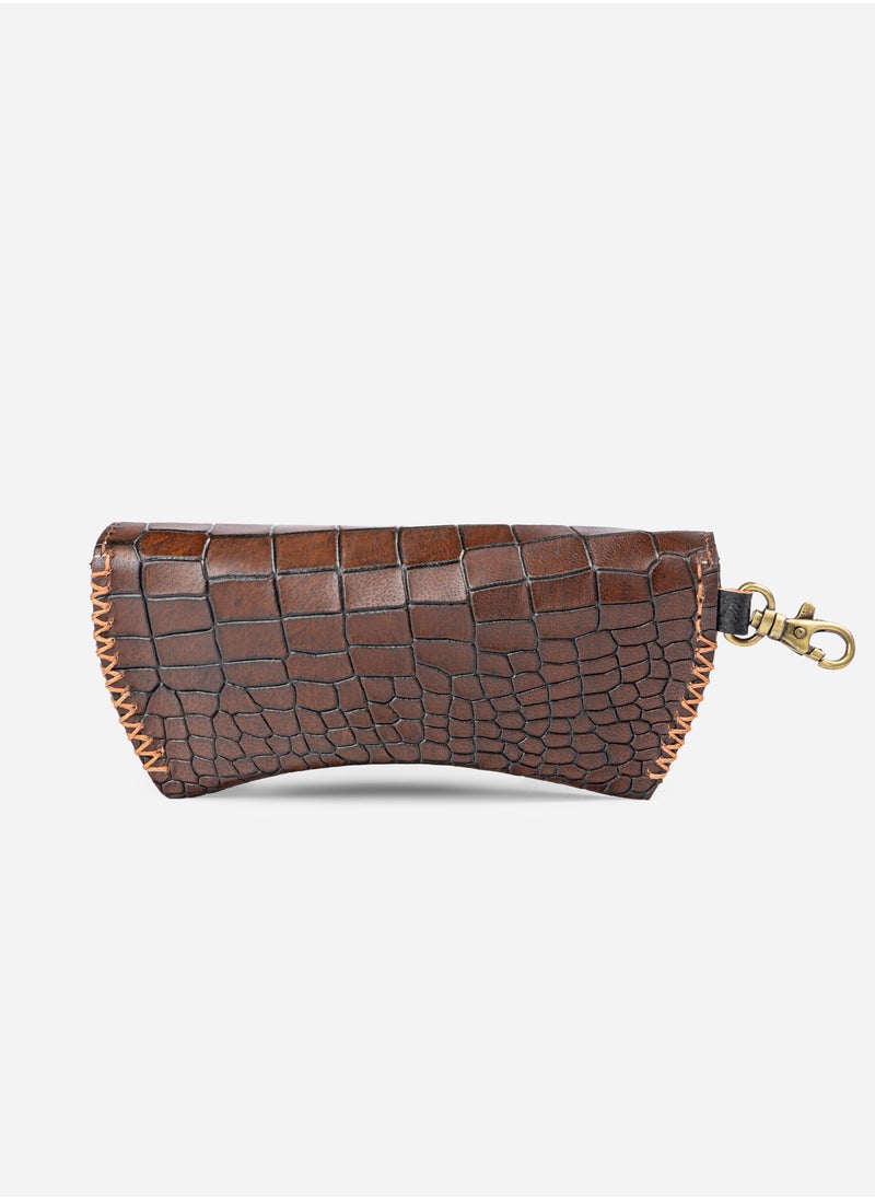 FABRICA KRAFT Fabricakraft Handmade Cocoa Brown Genuine Leather Sunglasses Case – Mamba Snake Skin Texture  - Image 4