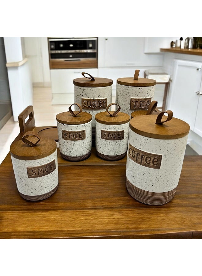 مجموعة أواني تخزين المطبخ الأنيقة، ٧ قطع مع حامل خشبي، أبيض وبني، للقهوة والشاي والسكر والتوابل، مع أغطية خشبية متعدد الالوان - Image 5