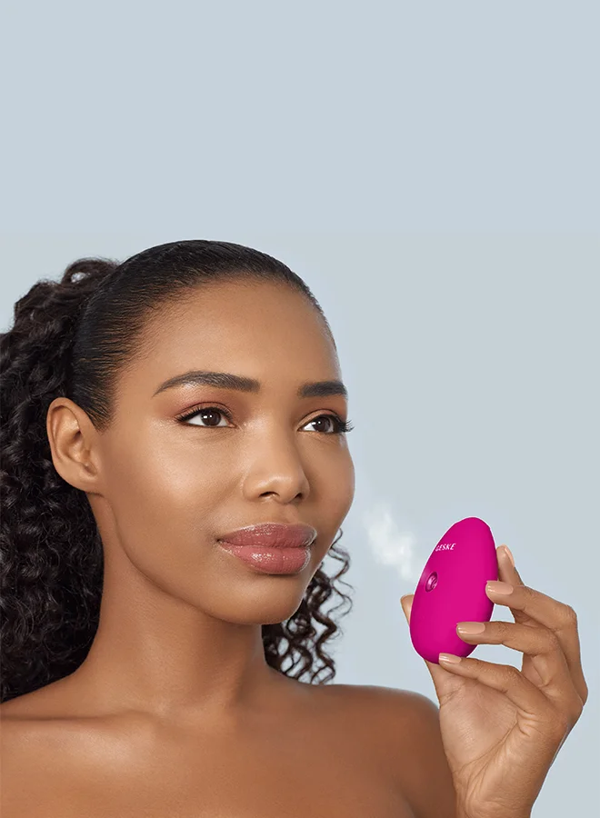 جيسكي SmartAppGuided Facial Hydration Refresher 4 في 1 بخاخ ماء للوجه مُرطب بخار الوجه رذاذ الماء معقم الوجه بخاخ الوجه الجهاز المهني لتنظيف الوجه بخاخ الوجه للتجميل والتألق الطبيعي - ماجنتا