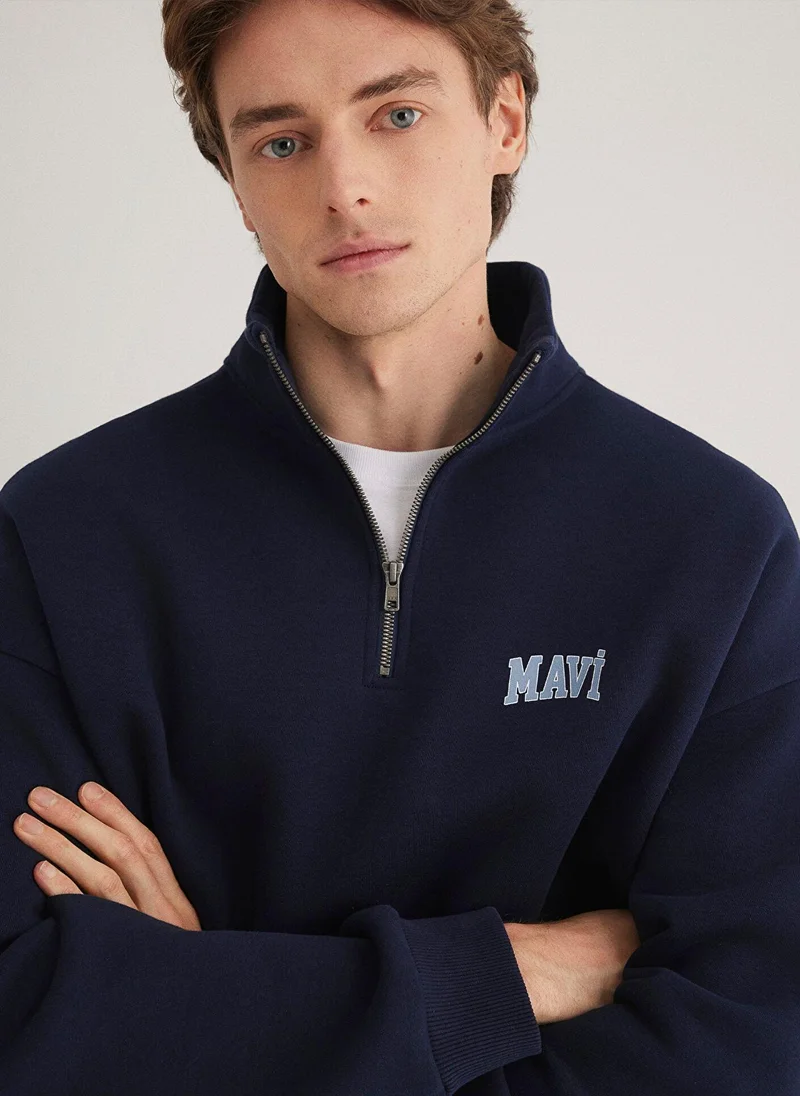 مافي Navy Sweatshirt