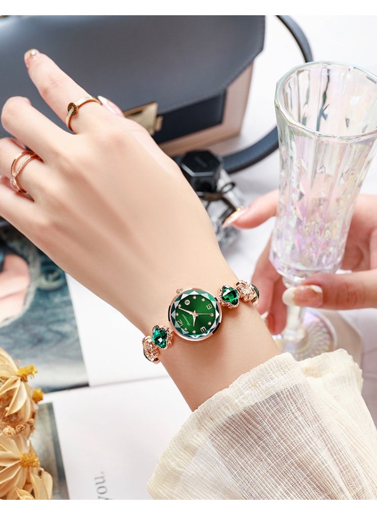 BONARGER Four-Leaf Clover Waterproof Women's Watch, a Stylish and Luxurious Quartz Bracelet Watch - Image 2