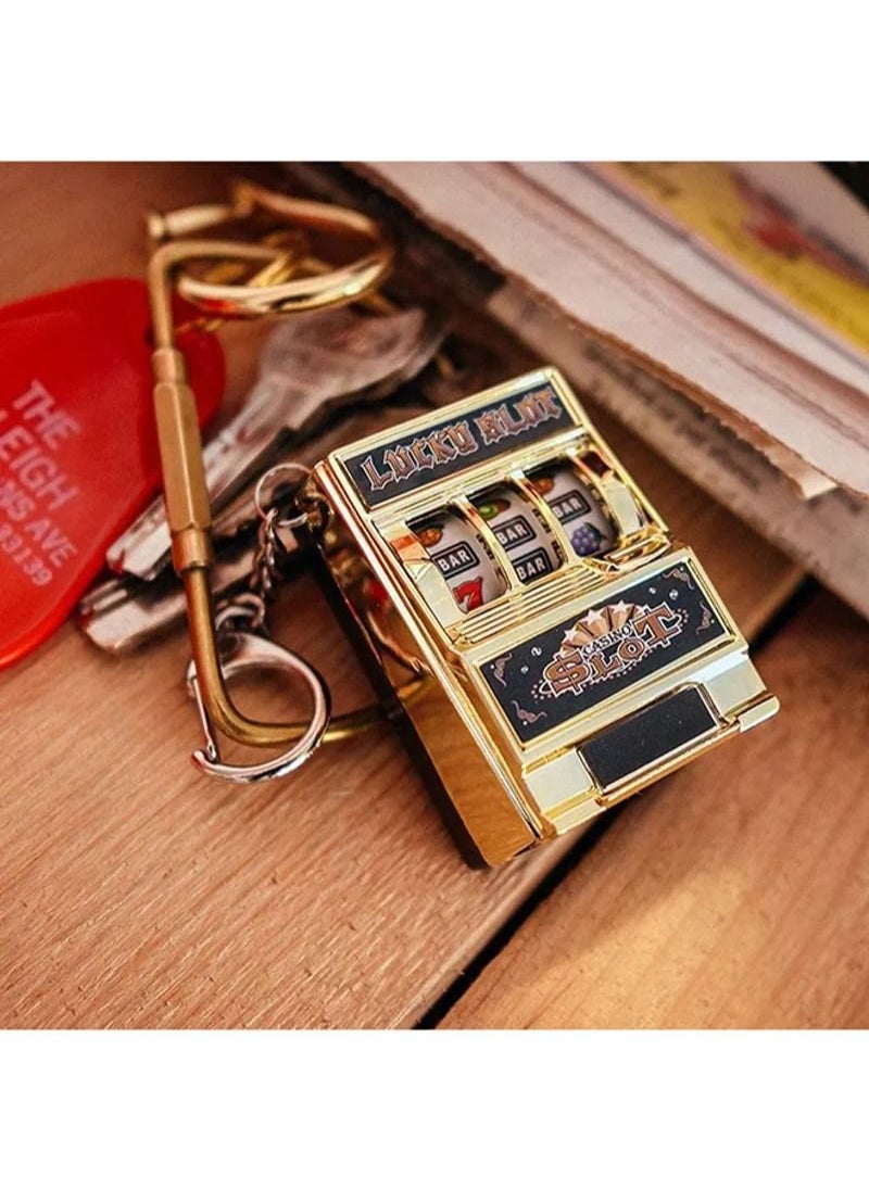 Generic - Rocker Keychain Games Slot Machine Keyrings Mini Slot Machine Keychain Mini Arcade Game Mini Claw Machine for Kids Vegas Mini Slot Machine Toy Metal Model Child Cute - Image 1