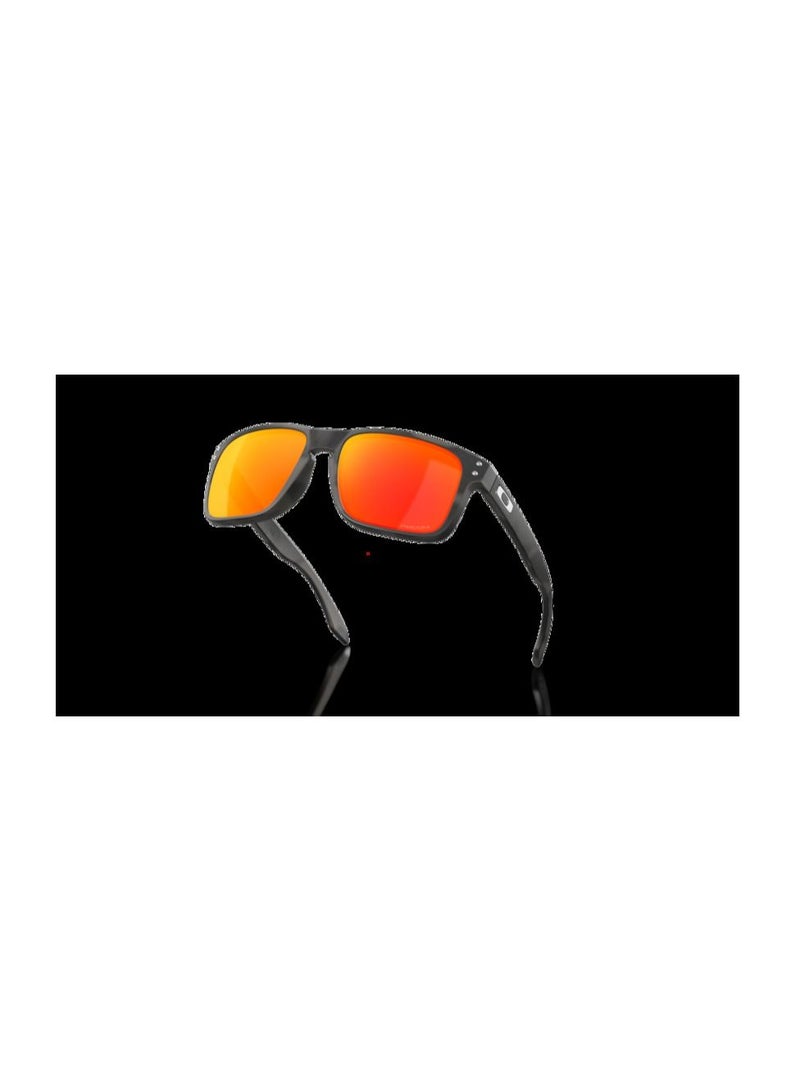 OAKLEY نظارة شمسية أوكلي هولبروك للرجال 0OO9102E955 بريزم روبي - Image 3