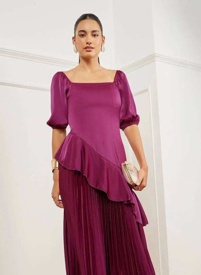 Styli Burgundy Balloon Sleeves Pleated Maxi Dress