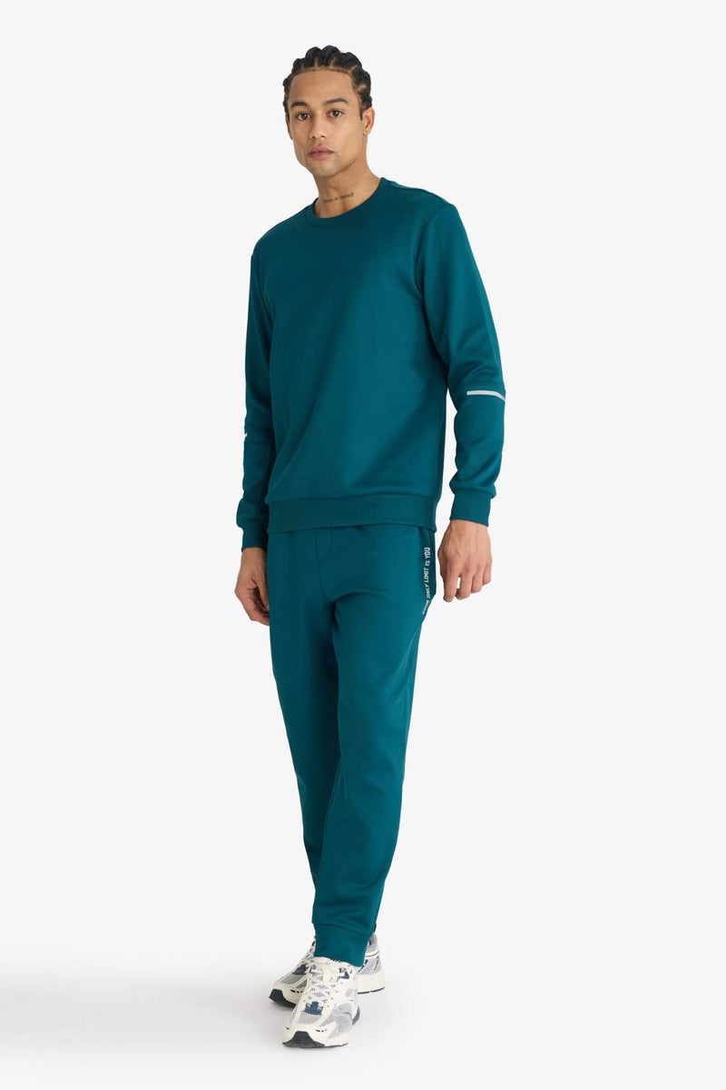 DeFacto Standard Fit Long Sleeve Sweatshirt - Image 2